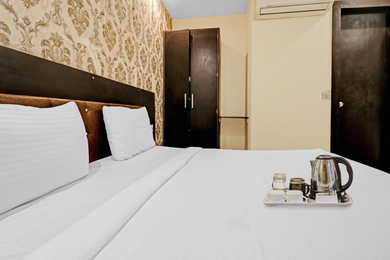 Oyo 23368 Boutique Hotel Paragon New Delhi Exterior photo