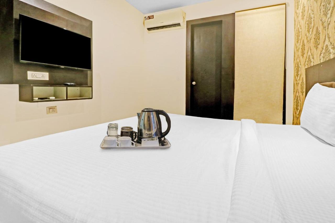Oyo 23368 Boutique Hotel Paragon New Delhi Exterior photo