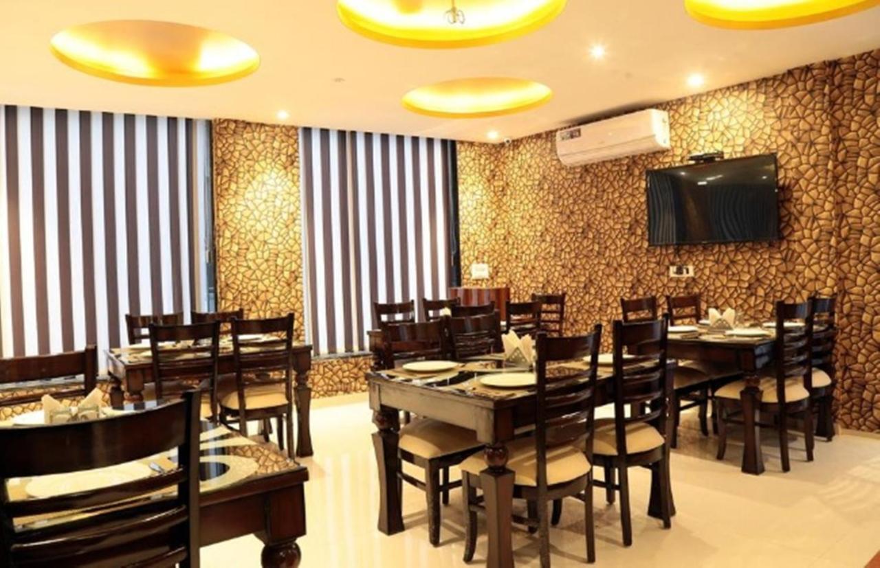 Oyo 23368 Boutique Hotel Paragon New Delhi Exterior photo